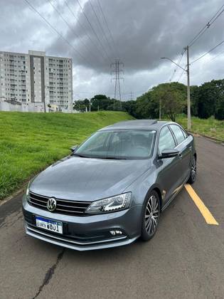 VOLKSWAGEN JETTA 2.0 TSI HIGHLINE 211CV GASOLINA 4P TIPTRONIC